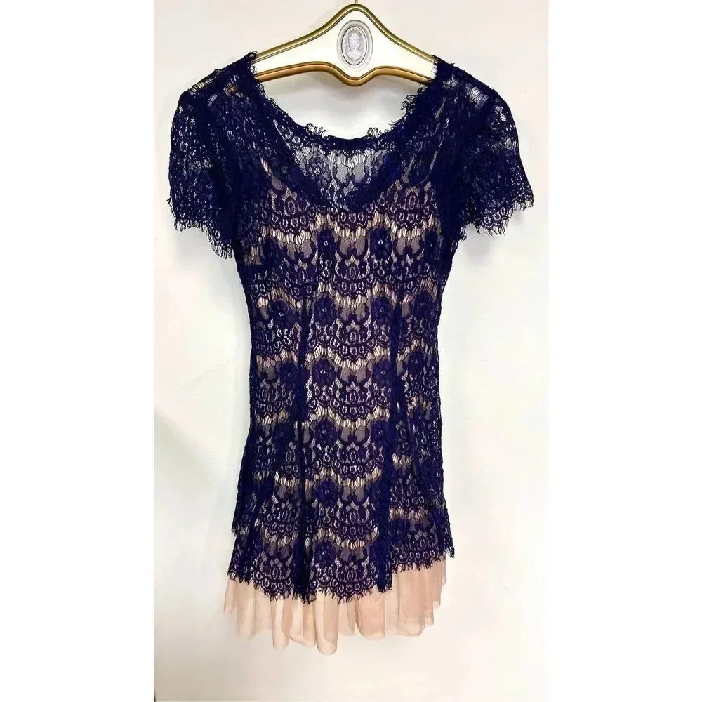Agua Dresses Women's Blue Short Sleeve Built In Braw Lace Mini Dress‎ Size 2